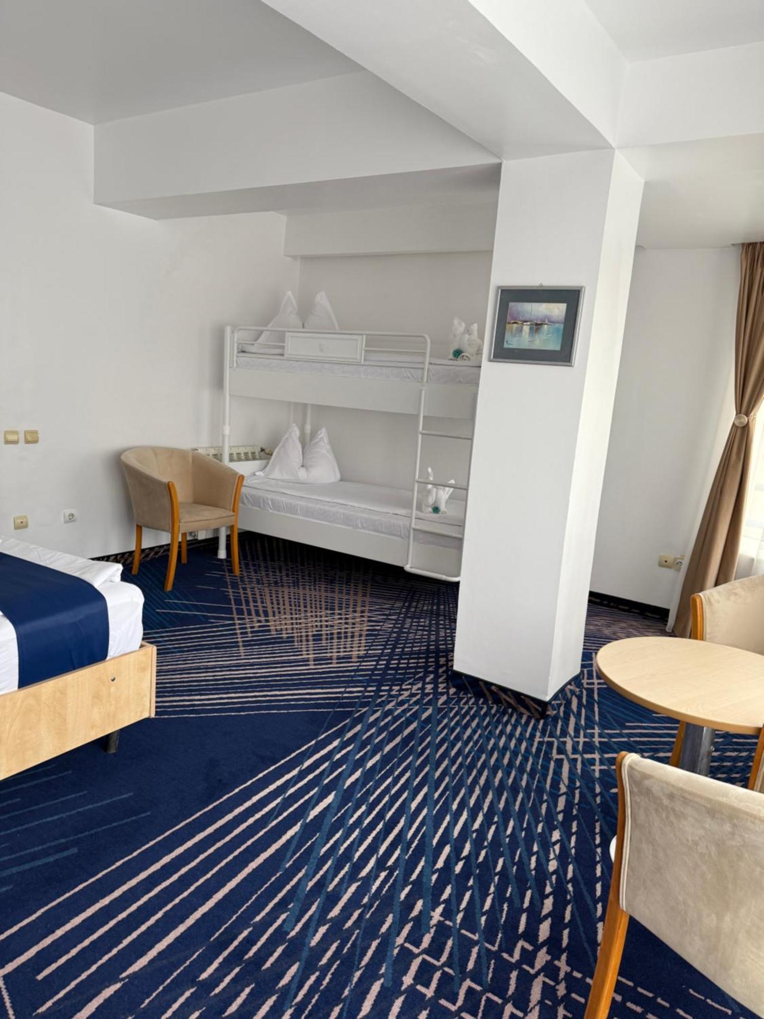Briza Boutique Hotel Mamaia Bagian luar foto